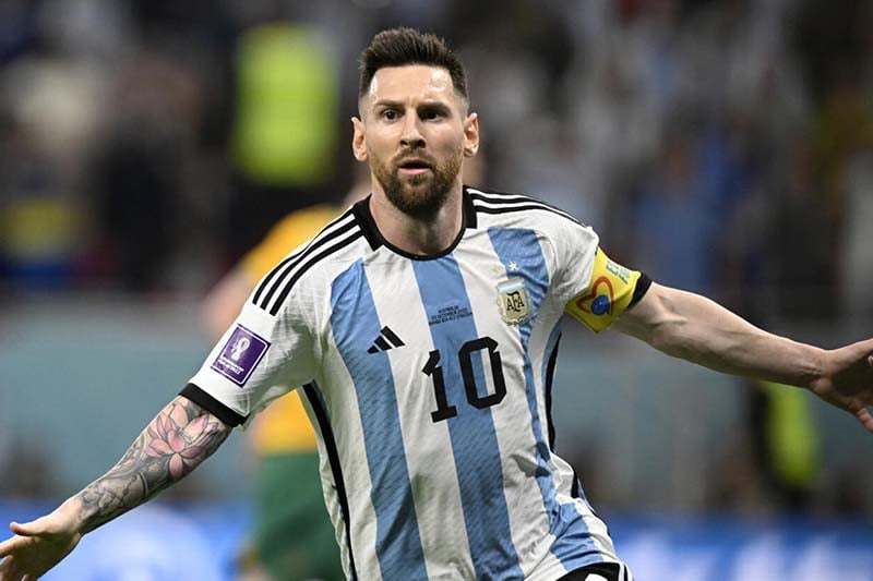 مزاد أقمصة ميسي قد يصل إلى 10 ملايين يورو