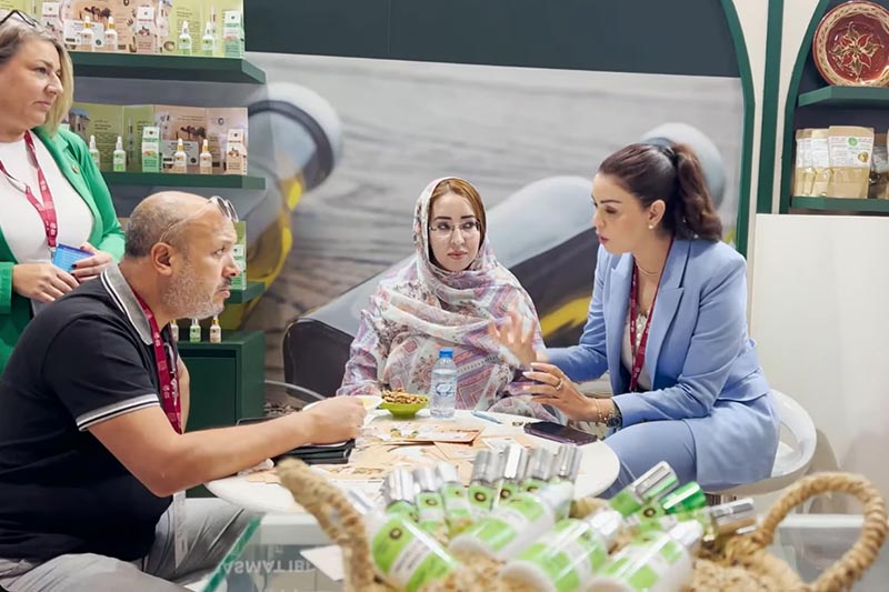 لقاء عارضين مغاربة ومستثمرين بأبوظبي