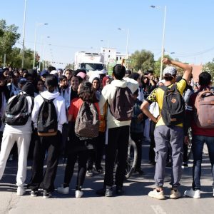 تلاميذ بالرشيدية يرفضون ضياع الزمن المدرسي