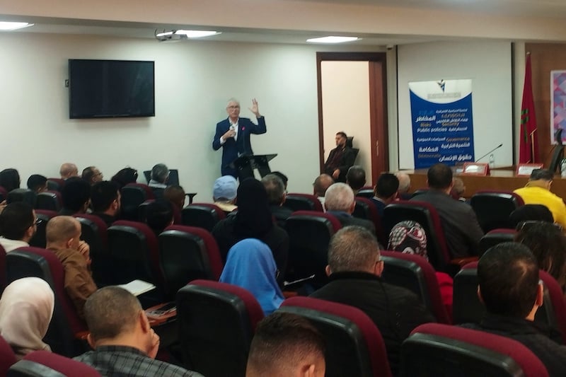 الوردي يدعو إلى اعتماد خدمة صحية وطنية