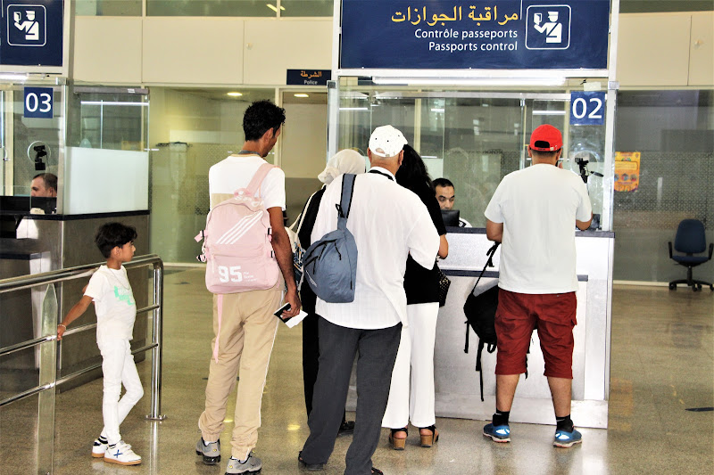 "المطارات": رحلات فرنسا قد تعرف اضطرابات