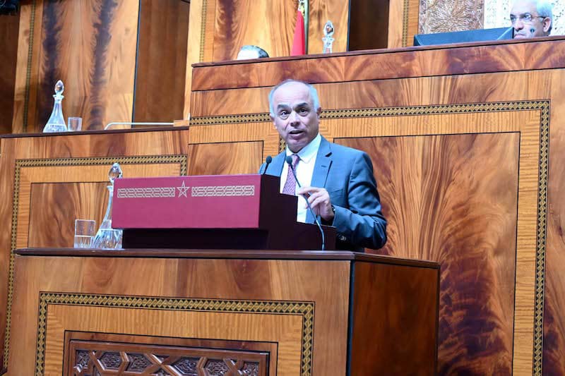 بنموسى والاقتطاع من أجور الأساتذة