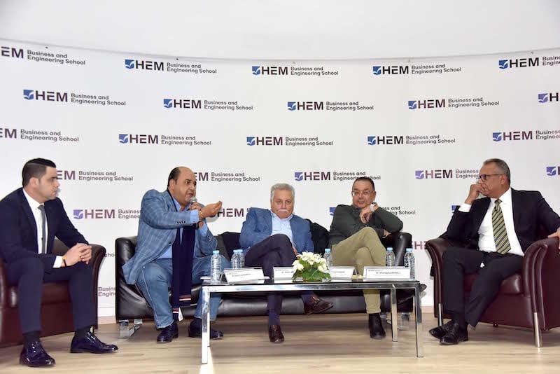 فعاليات يسارية ترفض "الطغيان السياسي" وتتشبث بدور التنظيمات الحزبية