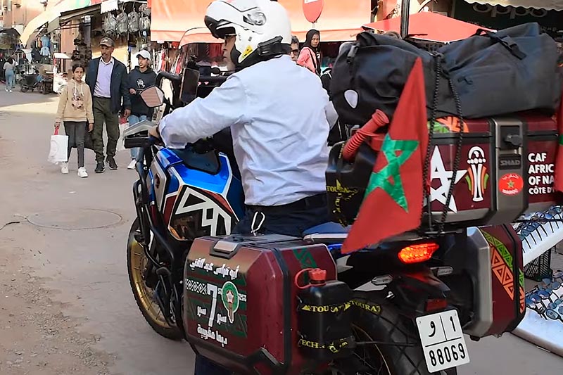رحلة إلى الكوت ديفوار بالدراجة
