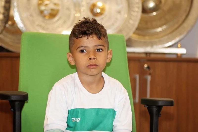 "ميسي المغرب "يوقع في صفوف الرجاء