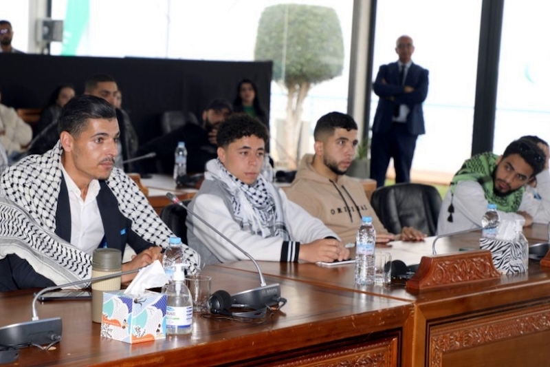 الملك يأمر بمنح إضافية للطلبة الفلسطينيين