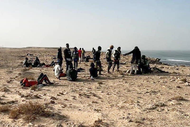 الجيش يعترض قاربا للهجرة جنوب العركوب