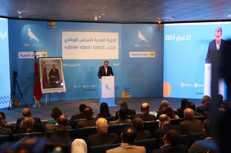 أخنوش: "شرعية الإنجازات" واضحة في منتصف الولاية الحكومية الحالية