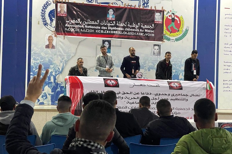 "حملة الشهادات المعطلون" ينشدون عملا قارا لضمان الكرامة والعدالة الاجتماعية