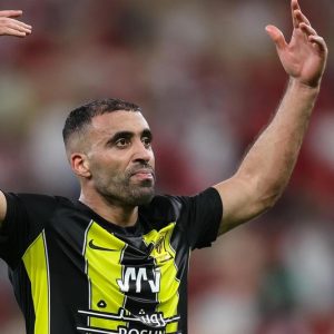 آل الشيخ: أداء حمد الله أفضل من رونالدو