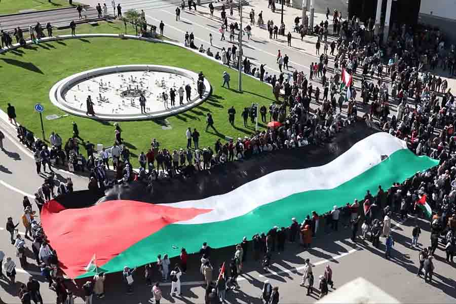 سفير فلسطين يدعو لوقف الإبادة