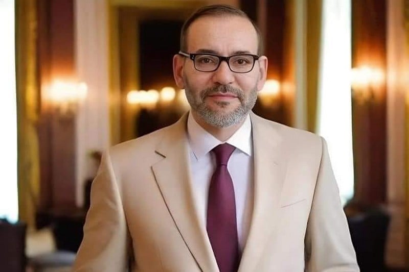 ترويج صورة معدلة للملك محمد السادس دون توضيح يُطلق تنبيهات قانونية