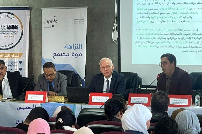 رئيس هيئة النزاهة يطالب بإخراج قانون الإثراء غير المشروع لمحاربة الفساد