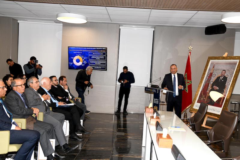 تفاصيل "بارومتر الصناعة المغربية" .. التشغيل والمعاملات والتفاوتات