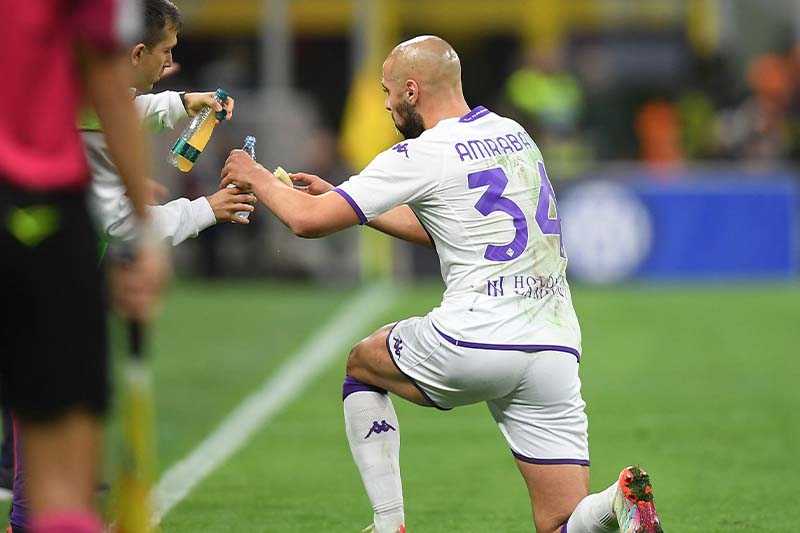 الاتحاد الفرنسي يمنع التوقف لإفطار اللاعبين