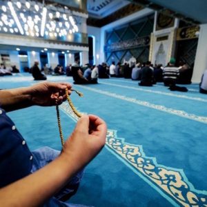 مجلة تهتم بالدراسات الإسلامية والعربية
