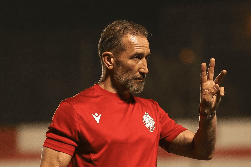 ما أبرز محطات المدرب الجديد للوداد؟