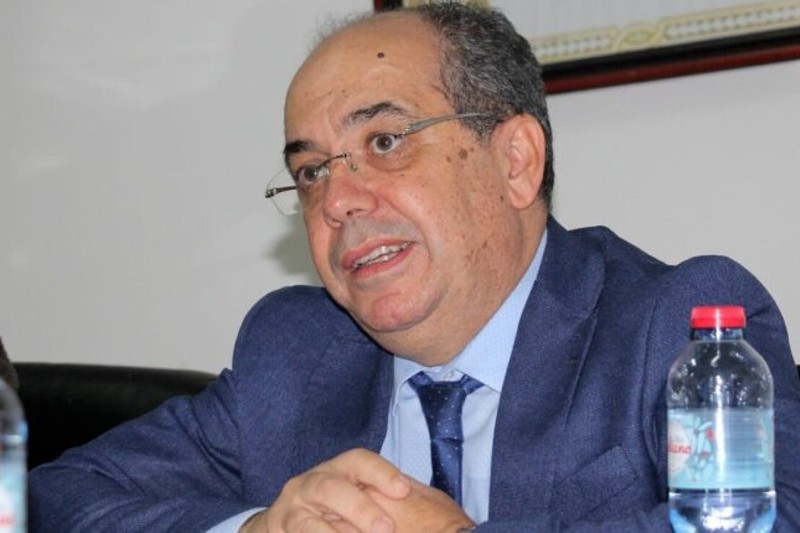 "الاستقلال" يجمد عضوية دانييل زيوزيو