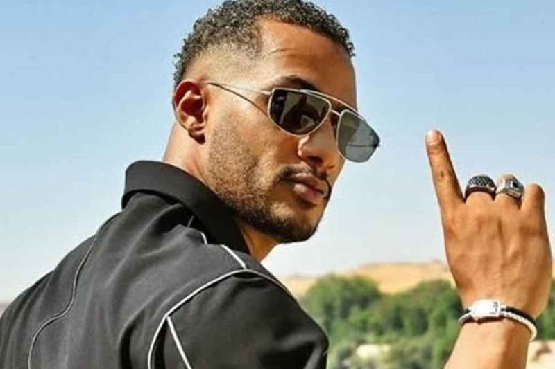 محمد رمضان: هل سنحرر فلسطين بالهاتف؟