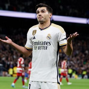 رادار نابولي الإيطالي يتابع خطى دياز