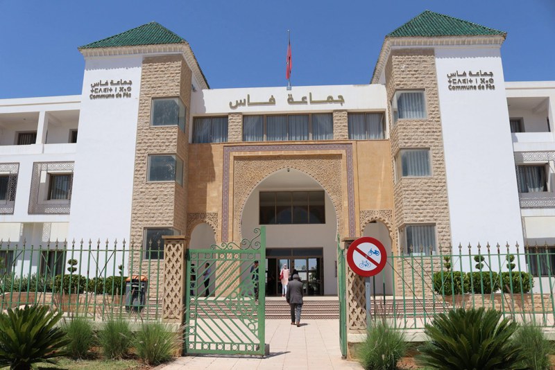 رصيف الصحافة: تأخير محاكمة المتهمين في ملف الفساد المالي بجماعة فاس