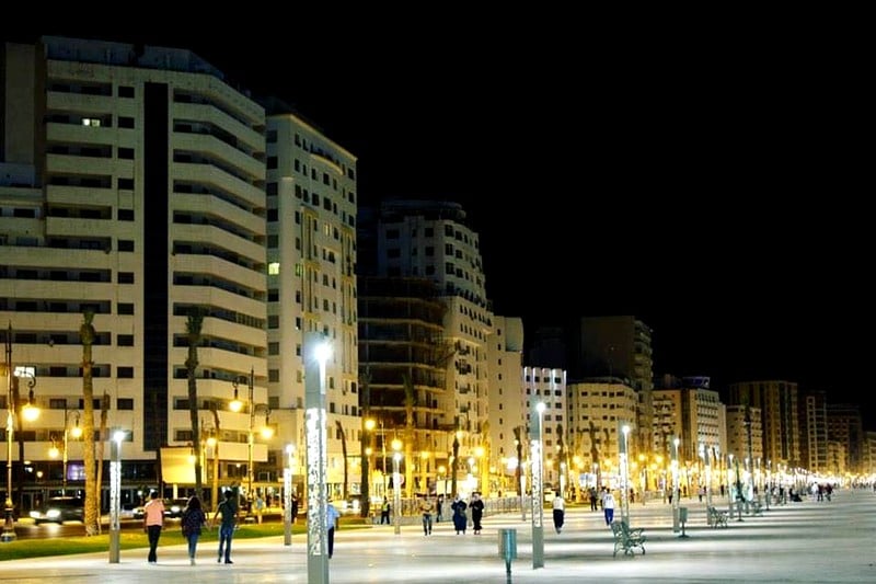 رصيف الصحافة: "كورنيش طنجة" يخدش الوجه الجميل لمدينة البوغاز