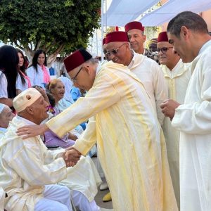 الهبيل يزور المسنين يوم العيد ببني ملال