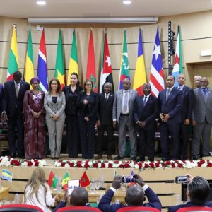 دبلوماسيون يجددون دعم مغربية الصحراء