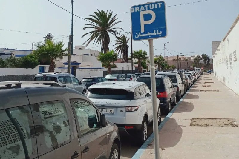 إشكالية "رَكن السيارات" تدفع مجالس جماعية بالمغرب إلى البحث عن حلول جديدة