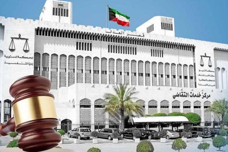 محكمة كويتية: لا يجوز للأب تفتيش غرفة ابنه دون إذنه