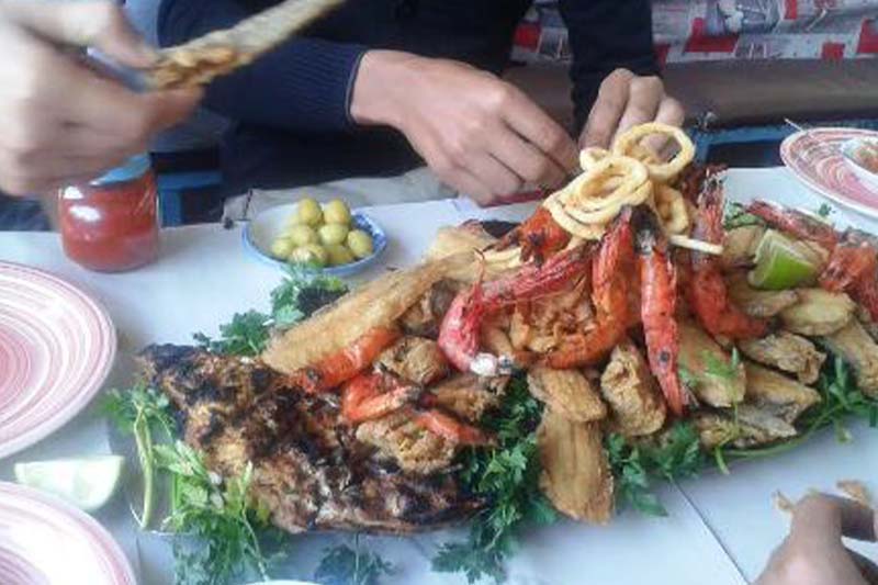 مطاعم سمك في أكادير .. أسعار مغرية وفواتير صادمة