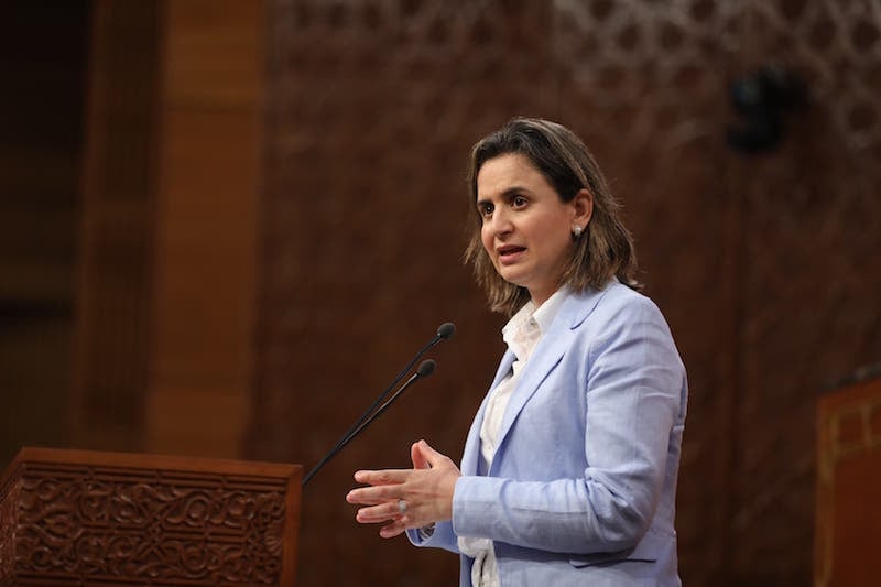 مزور تتفاعل مع رخص الأمراض المزمنة