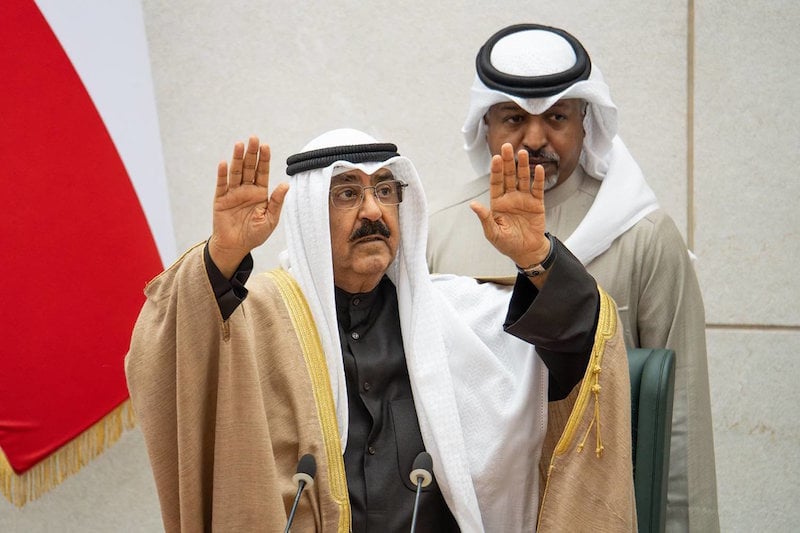 أمير الكويت يشيد بمنجزات المغرب