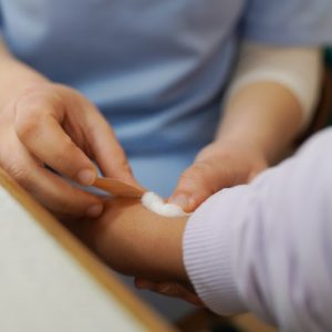 وزارة الداخلية تستعين بالموظفين الجماعيين من أجل تغطية خصاص الممرضين