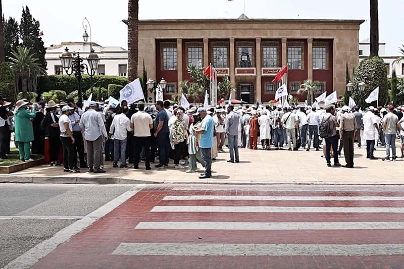 احتجاج لأطر الصحة في الرباط
