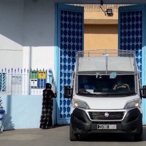 معتقلون سابقون في قضايا الإرهاب يثمنون العفو .. وأسهم "مصالحة" في ارتفاع