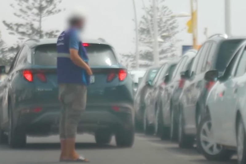 فوضى الباركينغ بسيدي بوزيد