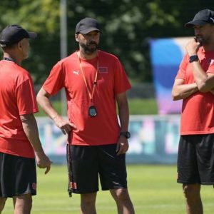 السكتيوي يطالب المنتخب الأولمبي بالاستفادة من الأخطاء للفوز على العراق