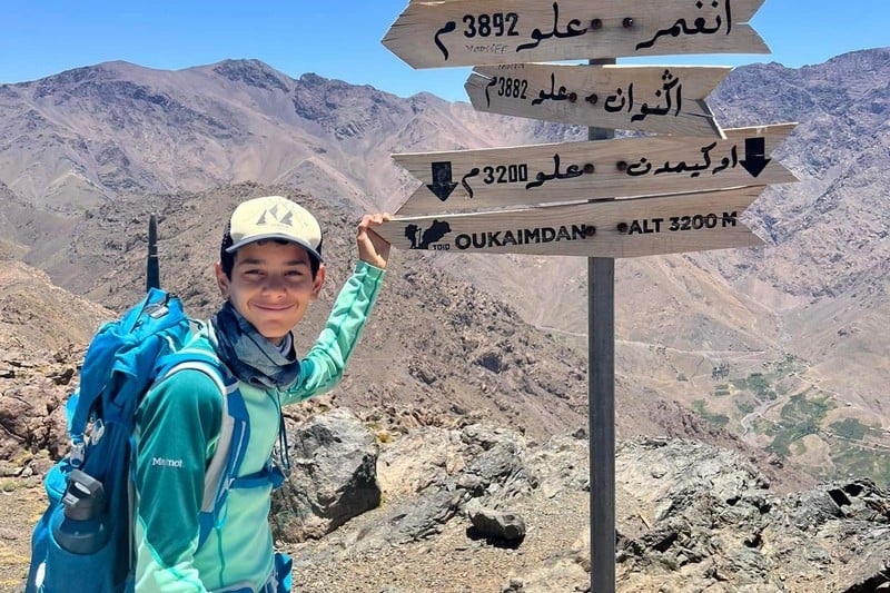 الثنائي التازي يتأهب لتسلق "إلبروس"