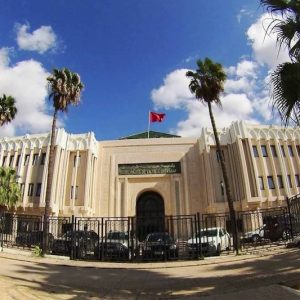 الرباط تفتح باب تسوية محلات القرب