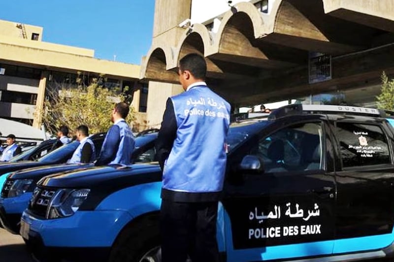 نشطاء يطالبون بفعالية شرطة المياه