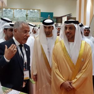 عبد الوهاب زايد .. عالم يحرص على استنبات القيم الإنسانية في واحات النخيل