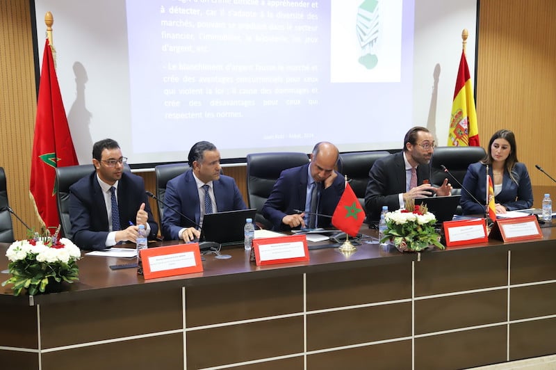 الموثقون المغاربة والإسبان يراهنون على التعاون في التصدي لتبييض الأموال