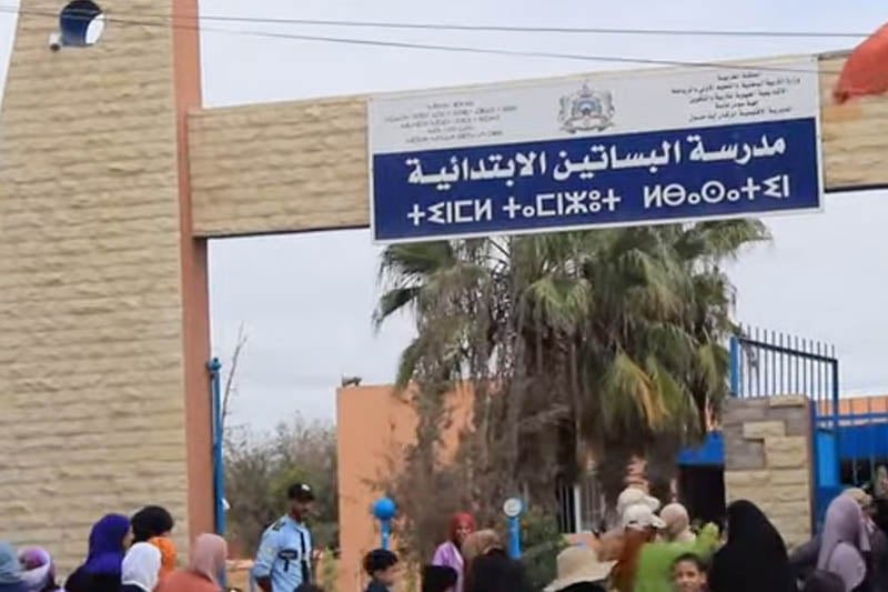 مدير مدرسة ينفي التحرش