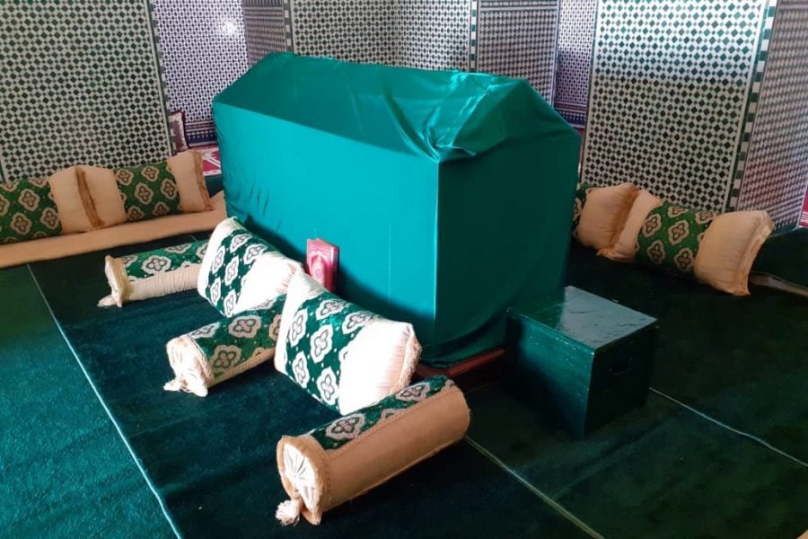 ‪جمعيات ترفض كراء ضريح بتزنيت