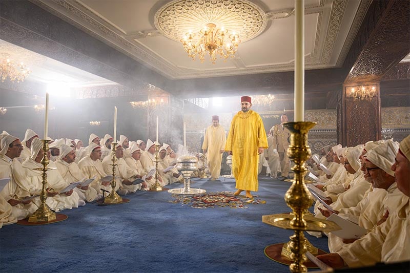 الملك يُحيي ذكرى الحسن الثاني