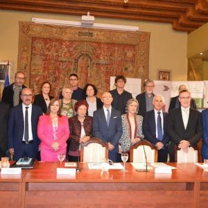 لقاء يجمع شعراء المغرب والأندلس