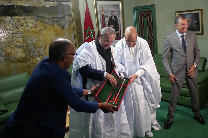 زيارة سفير فرنسا إلى العيون