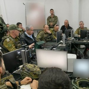 إسرائيل توافق على وقف الحرب بلبنان