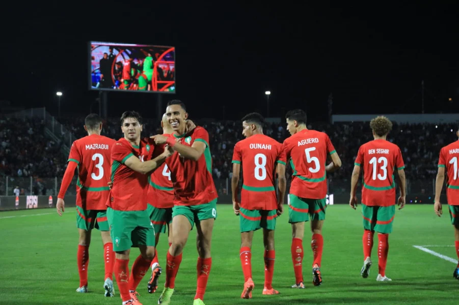 لاعبو المنتخب والفوز بسباعية